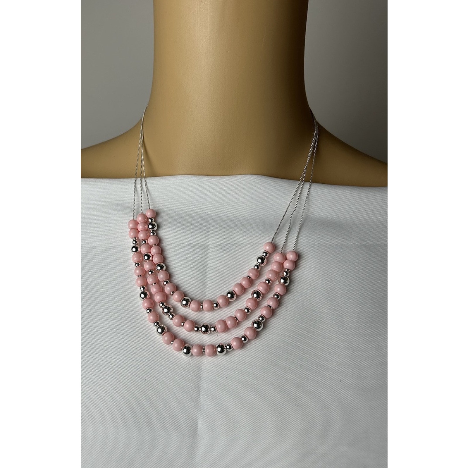 Beautiful Silver Tone Pink Beaded Multi - Strand Necklace. Measures 16